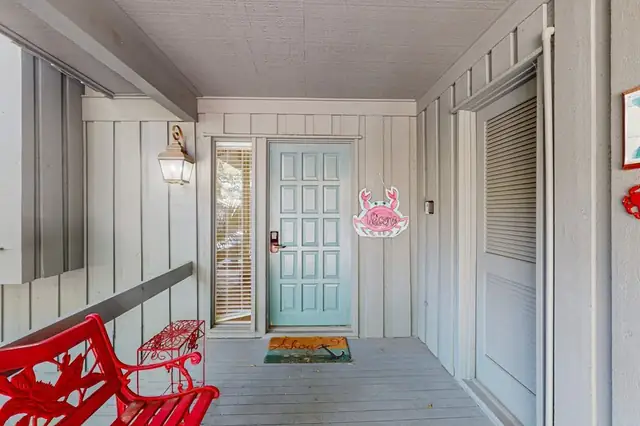 Balcony at Hickory Cove 49